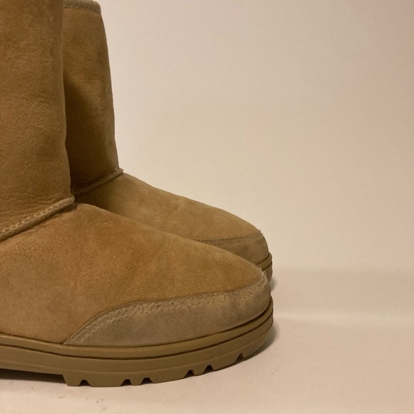 UGG Camel Suede Sheepskin Leather Mid Calf Winter Boots size 8 - Picture 4 of 16